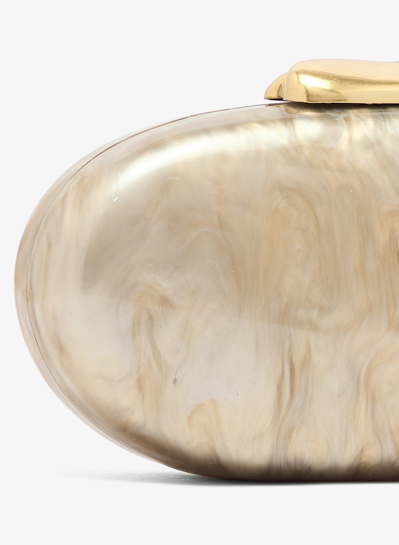 ايلا ليمتد اديشن حقيبة يد بيضاوية بتفاصيل ذهبية - Image 3